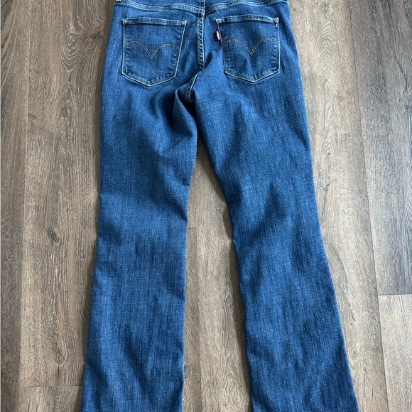 Levi’s Jeans.  315 Shaping Bootcut. Women’s size 29. Great used condition! - Picture 7 of 9